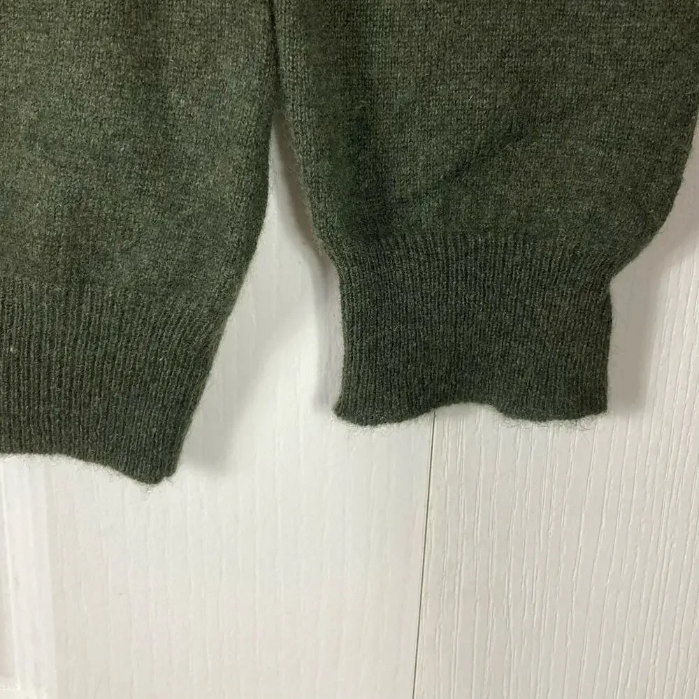NWOT CASHMERE CLUB ROOM LUXURY Sweater Men L Cashmere Green V-Neck Ribbed Trim